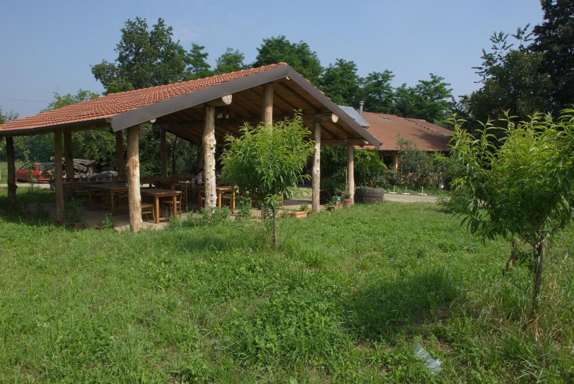 Agriturismo Cascina Degli Ulivi Novi Ligure Exterior photo